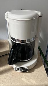 CAFETERA JARRA VIDRIO 1.25 LTS 1000W 15 TAZAS SOLEIL IVORY MOULINEX 381A10